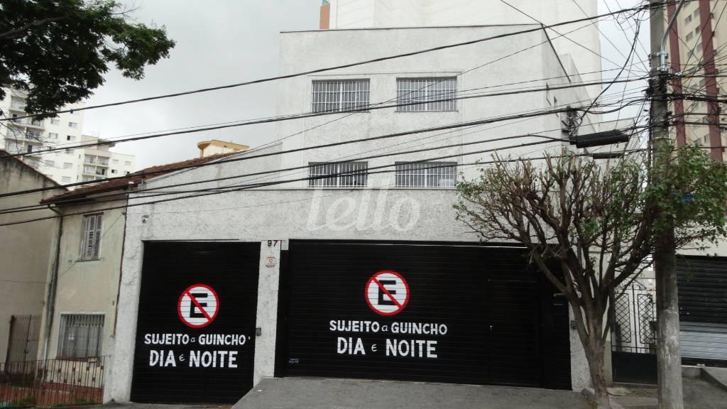 FACHADA de Prédio Comercial para alugar, Monousuário com 1040 m², e 3 vagas em Santa Teresinha - São Paulo