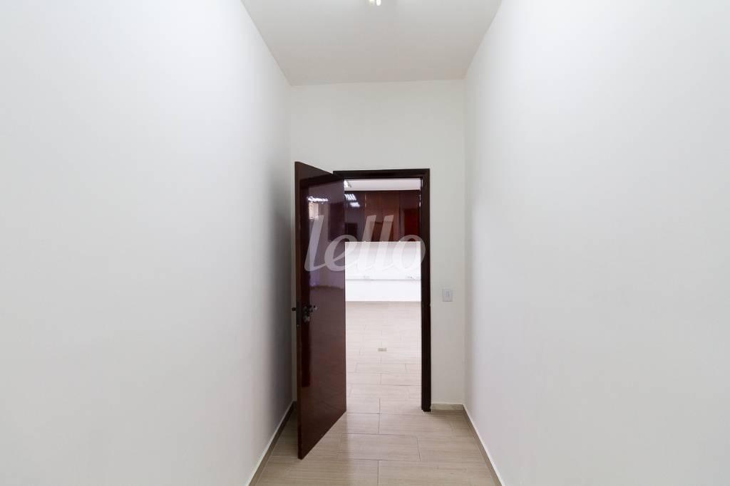 SALA 5 de Sala / Conjunto para alugar, Padrão com 142 m², e em República - São Paulo
