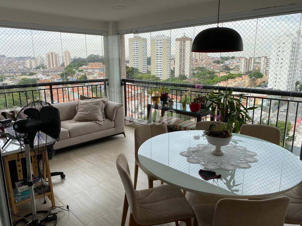 VARANDA de Apartamento à venda, Padrão com 128 m², 3 quartos e 2 vagas em Vila Independência - São Paulo