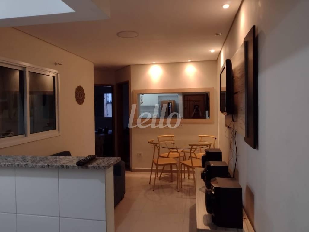 SALA de Apartamento à venda, Padrão com 42 m², 2 quartos e 1 vaga em Vila Guarani - Santo André
