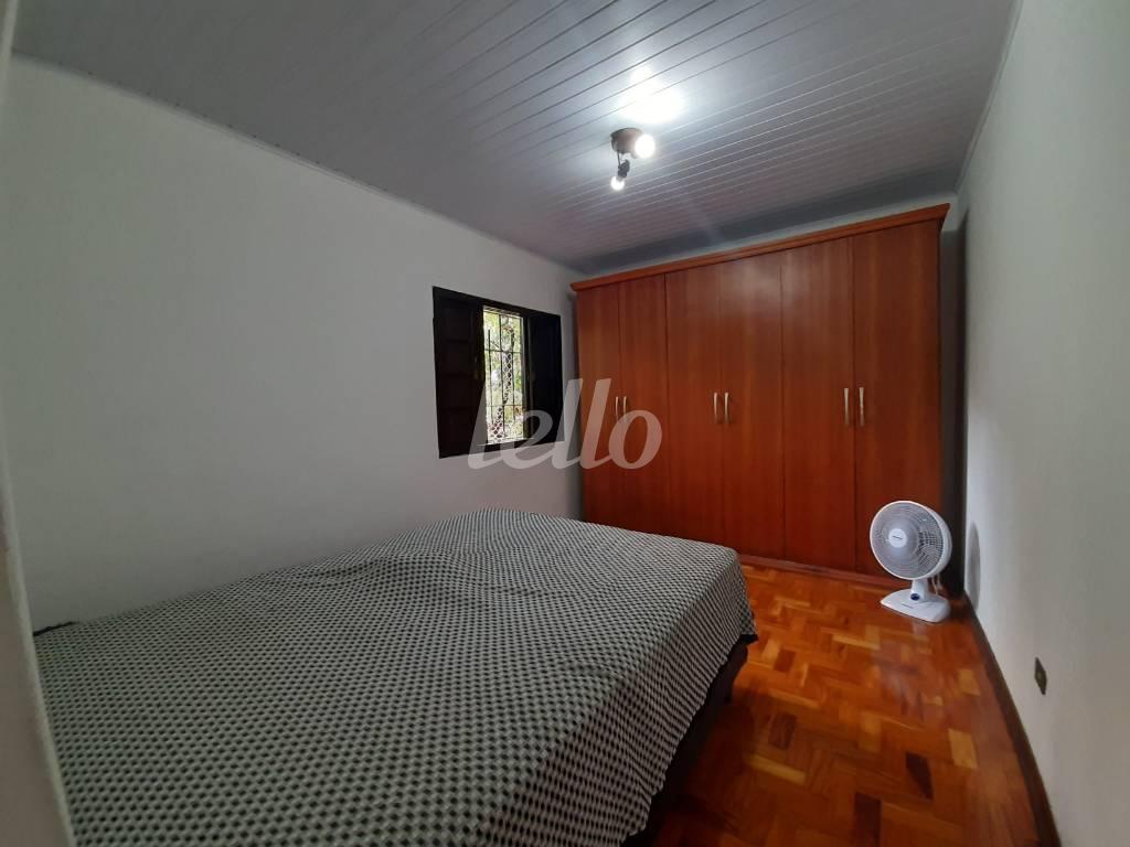 DORMITÓRIO A de Casa à venda, térrea com 147 m², 3 quartos e 5 vagas em Jardim Franca - São Paulo