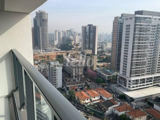 VISTA de Apartamento à venda, Padrão com 84 m², 2 quartos e 2 vagas em Jardim Das Acácias - São Paulo