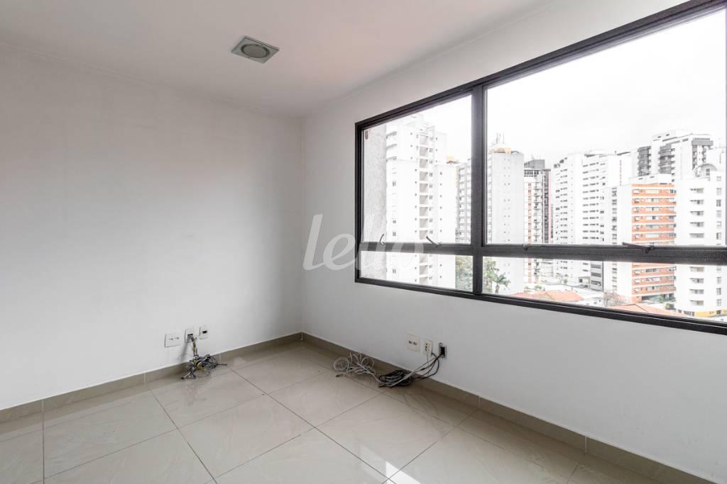 SALA 3 de Sala / Conjunto para alugar, Padrão com 68 m², e 2 vagas em Perdizes - São Paulo