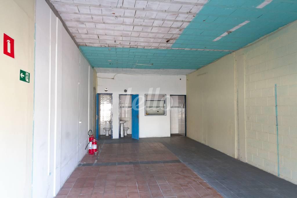 SALÃO de Loja para alugar, Padrão com 94 m², e em Demarchi - São Bernardo do Campo