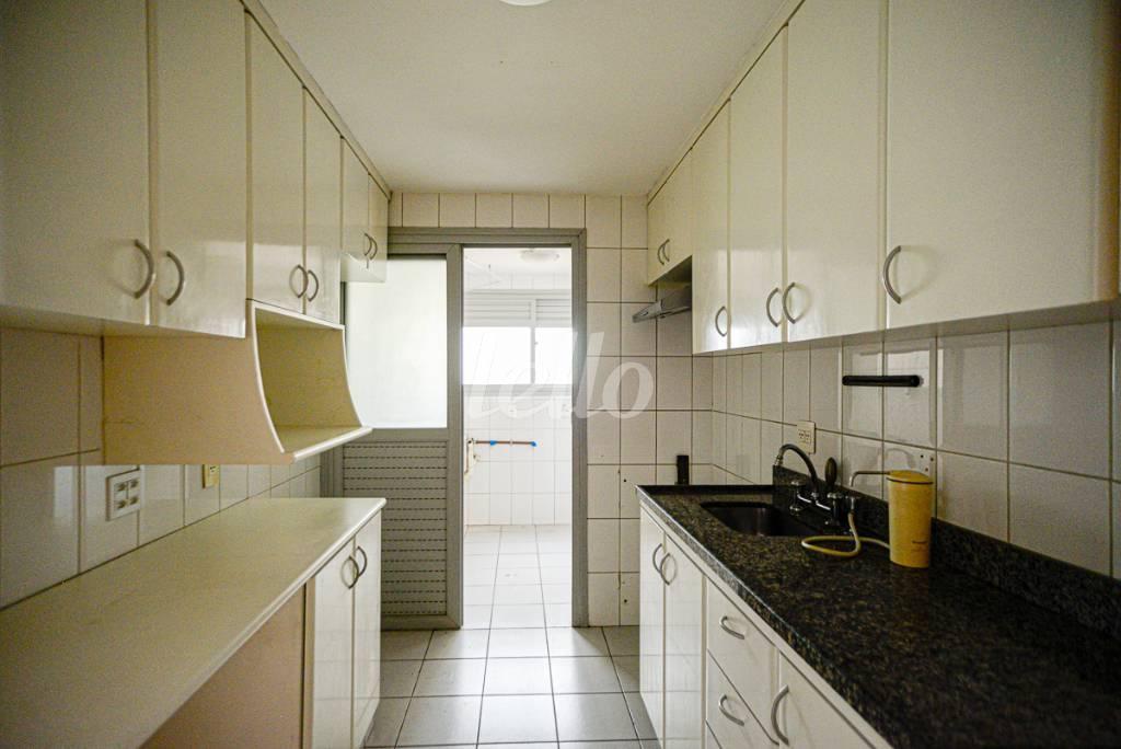 COZINHA de Apartamento à venda, Padrão com 114 m², 3 quartos e 2 vagas em Vila Leopoldina - São Paulo