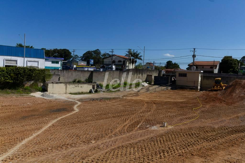 TERRENO de Área / Terreno para alugar, Padrão com 7474 m², e em Dos Casa - São Bernardo do Campo