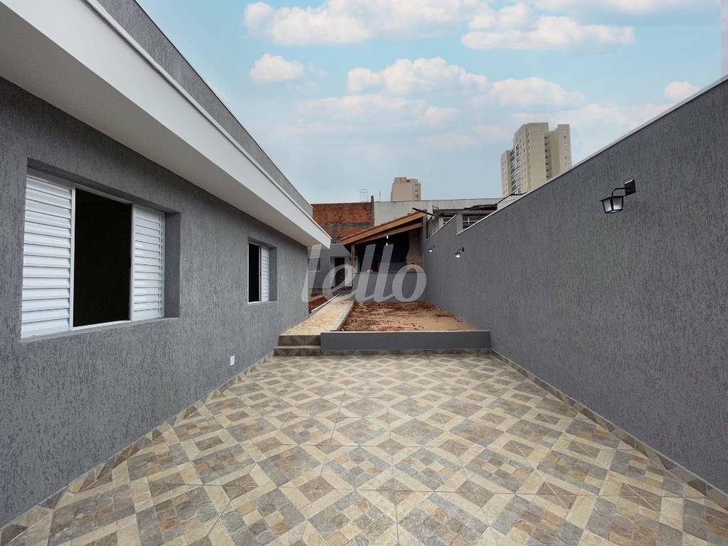 QUINTAL de Casa à venda, térrea com 190 m², 3 quartos e 3 vagas em Alto da Moóca - São Paulo