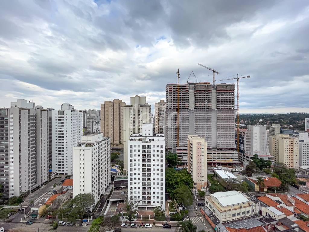 VISTA de Apartamento à venda, Padrão com 137 m², 2 quartos e em Jardim Das Acácias - São Paulo