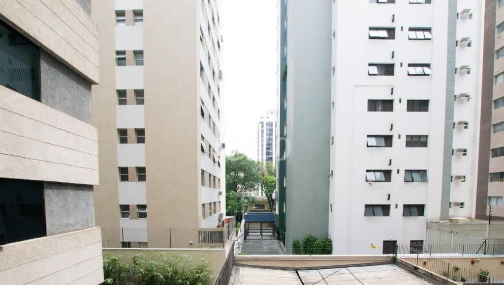 VISTA DORMITORIO de Apartamento à venda, Padrão com 130 m², 2 quartos e 1 vaga em Itaim Bibi - São Paulo