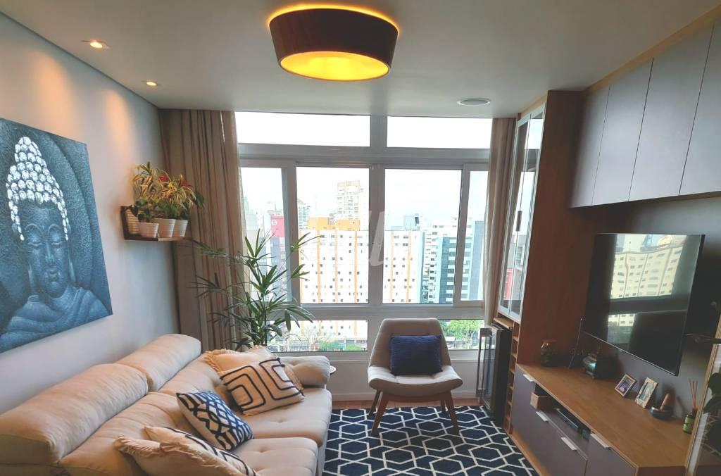 SALA de Apartamento à venda, Padrão com 97 m², 2 quartos e em Bela Vista - São Paulo