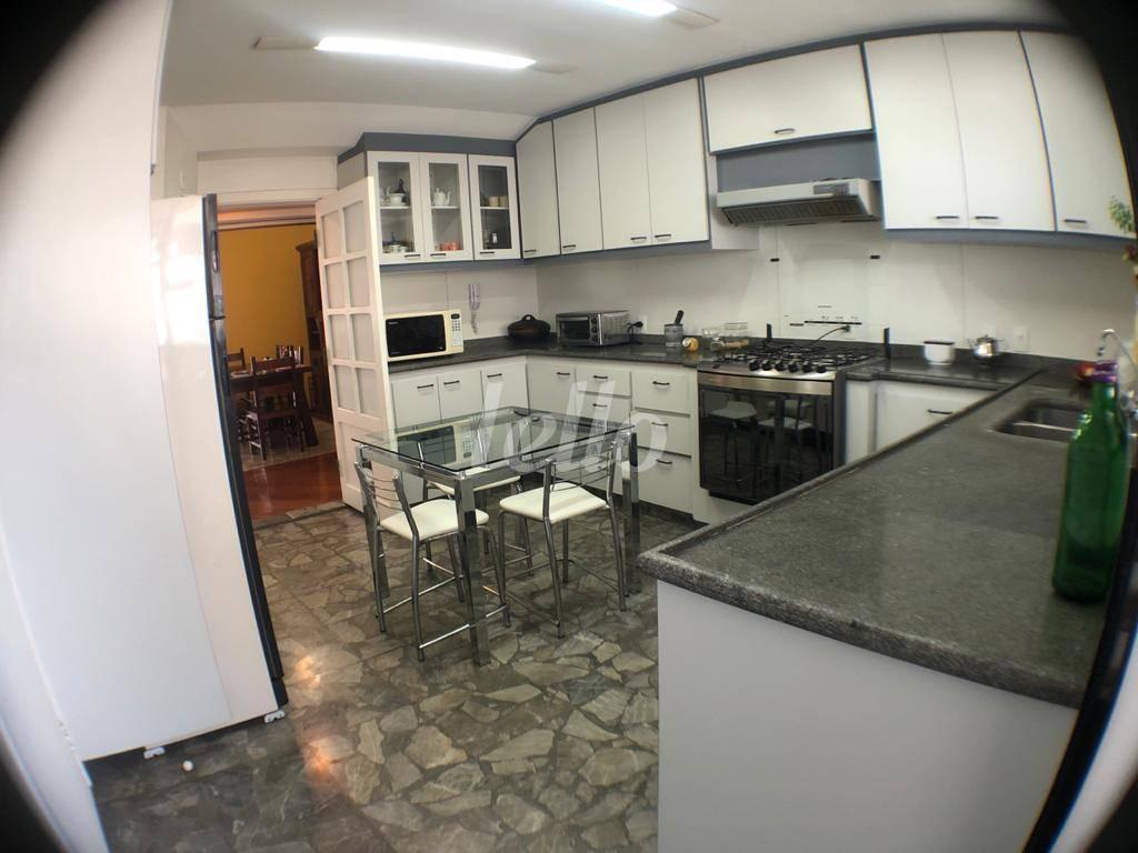 COZINHA de Casa à venda, sobrado com 250 m², 3 quartos e 2 vagas em Vila Dora - Santo André