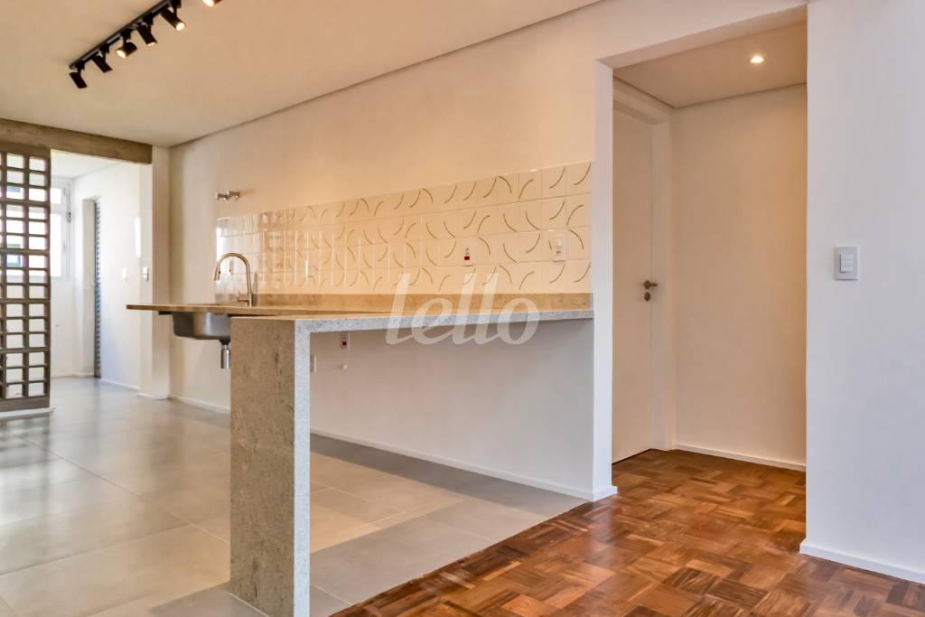 COZINHA de Apartamento à venda, Padrão com 91 m², 2 quartos e 1 vaga em Pinheiros - São Paulo
