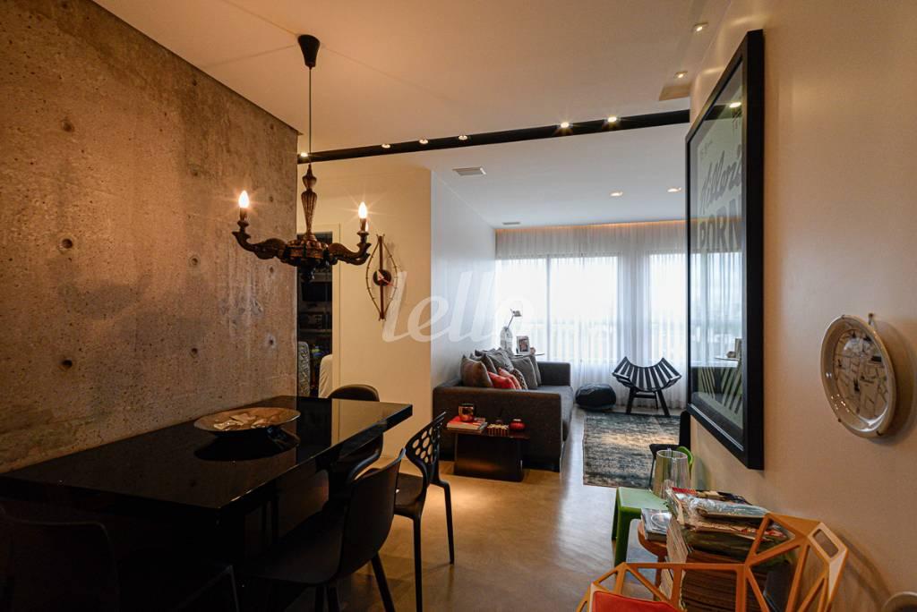 SALA de Apartamento à venda, Padrão com 79 m², 2 quartos e 2 vagas em Vila Leopoldina - São Paulo