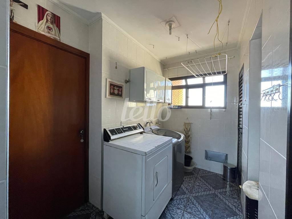 ÁREA DE SERVIÇO de Apartamento à venda, Padrão com 117 m², 3 quartos e 2 vagas em Chácara Seis de Outubro - São Paulo