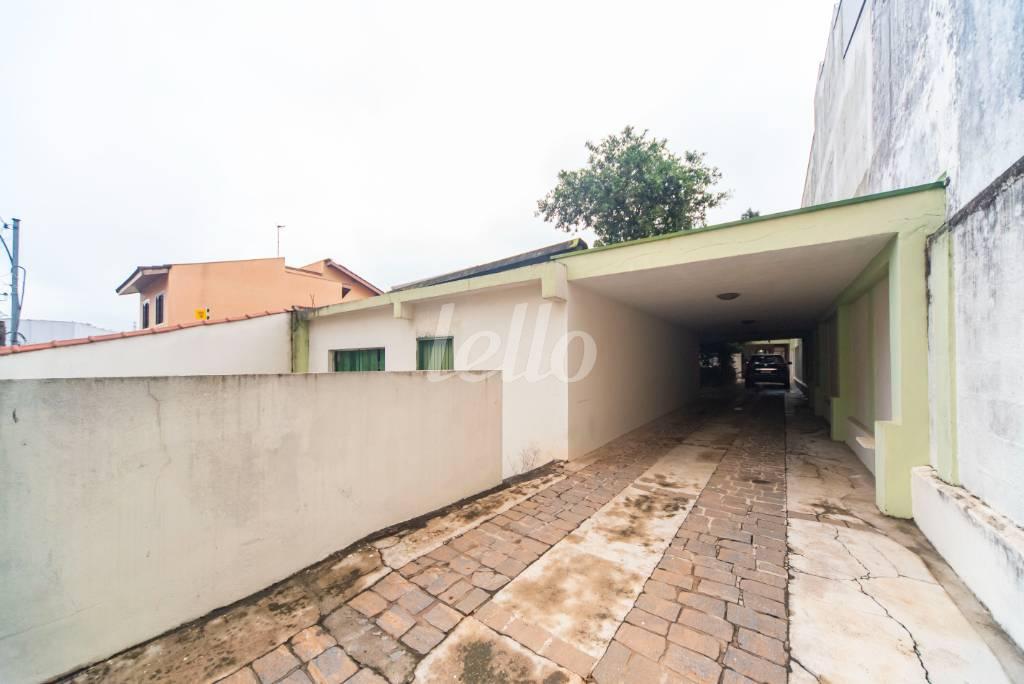 GARAGEM FRENTE de Casa à venda, sobrado com 36291 m², 3 quartos e 5 vagas em Vila Mussolini - São Bernardo do Campo