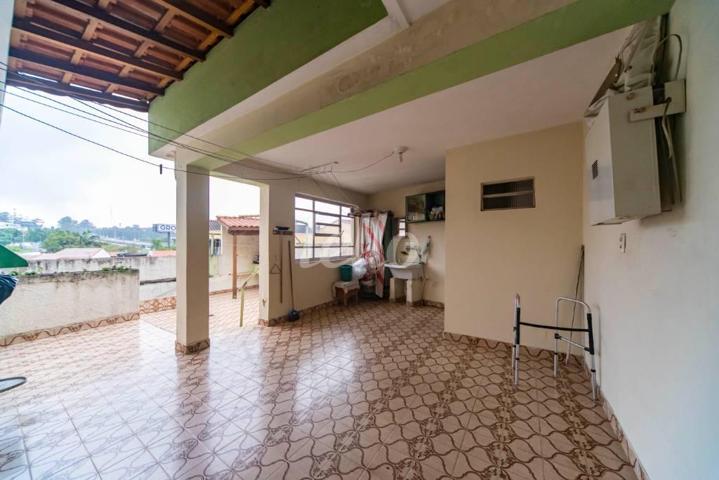 ÁREA DE SERVIÇO de Casa à venda, sobrado com 36291 m², 3 quartos e 5 vagas em Vila Mussolini - São Bernardo do Campo