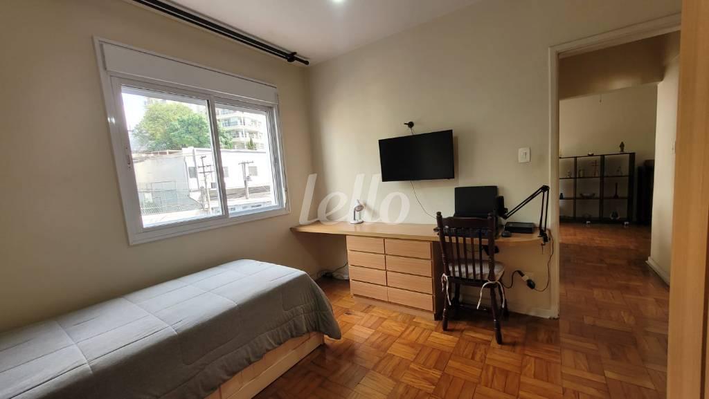 DORMITÓRIO de Apartamento à venda, Padrão com 90 m², 2 quartos e 1 vaga em Vila Mariana - São Paulo