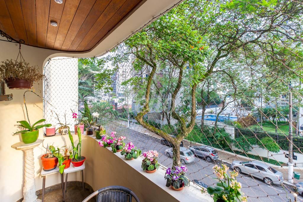SACADA de Apartamento à venda, Padrão com 185 m², 4 quartos e 2 vagas em Indianópolis - São Paulo