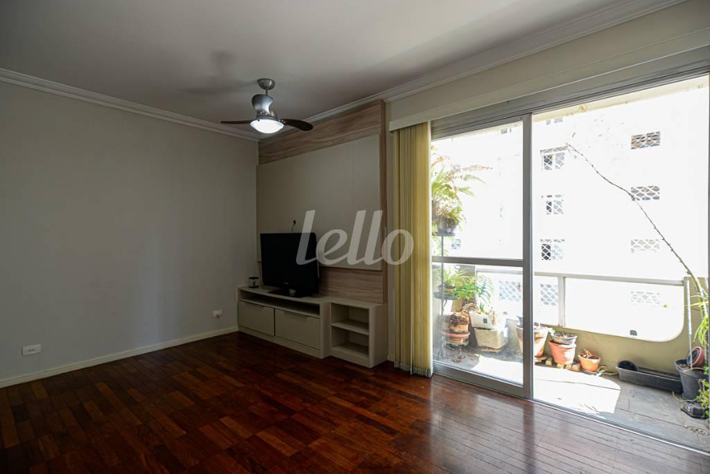 SALA DOIS AMBIENTES de Apartamento à venda, Padrão com 116 m², 3 quartos e 2 vagas em Paraíso - São Paulo
