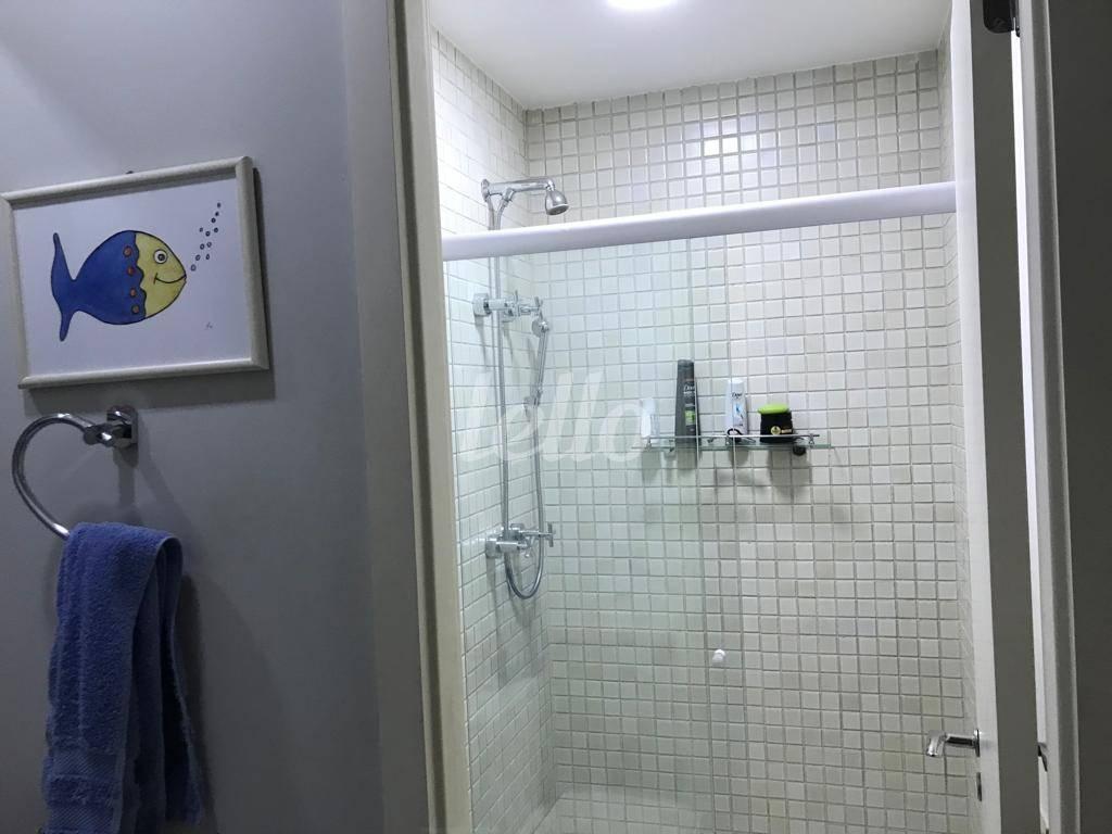 BANHEIRO de Apartamento à venda, Padrão com 64 m², 2 quartos e 2 vagas em Vila Olímpia - São Paulo