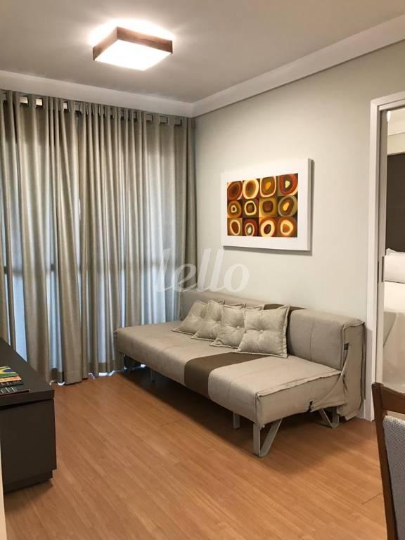 SALA de Apartamento à venda, Padrão com 43 m², 1 quarto e 1 vaga em República - São Paulo
