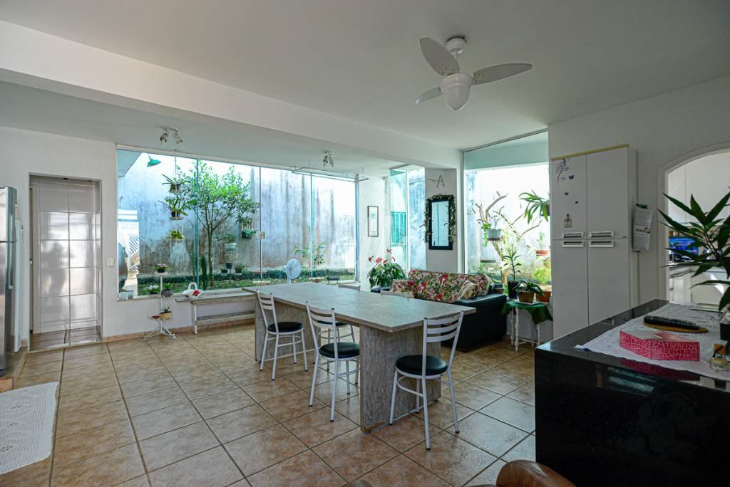 VARANDA GOURMET de Casa à venda, sobrado com 320 m², 4 quartos e 3 vagas em Jardim Virginia Bianca - São Paulo