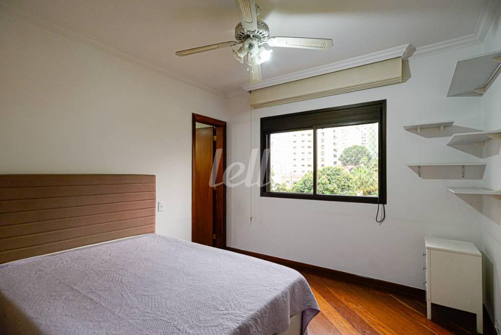 DORMITÓRIO 3 de Apartamento à venda, Padrão com 236 m², 4 quartos e 4 vagas em Paraíso - São Paulo