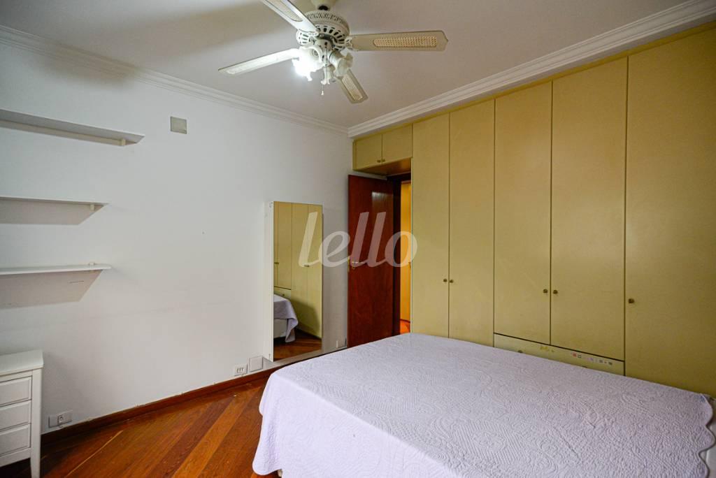 DORMITÓRIO 3 de Apartamento à venda, Padrão com 236 m², 4 quartos e 4 vagas em Paraíso - São Paulo