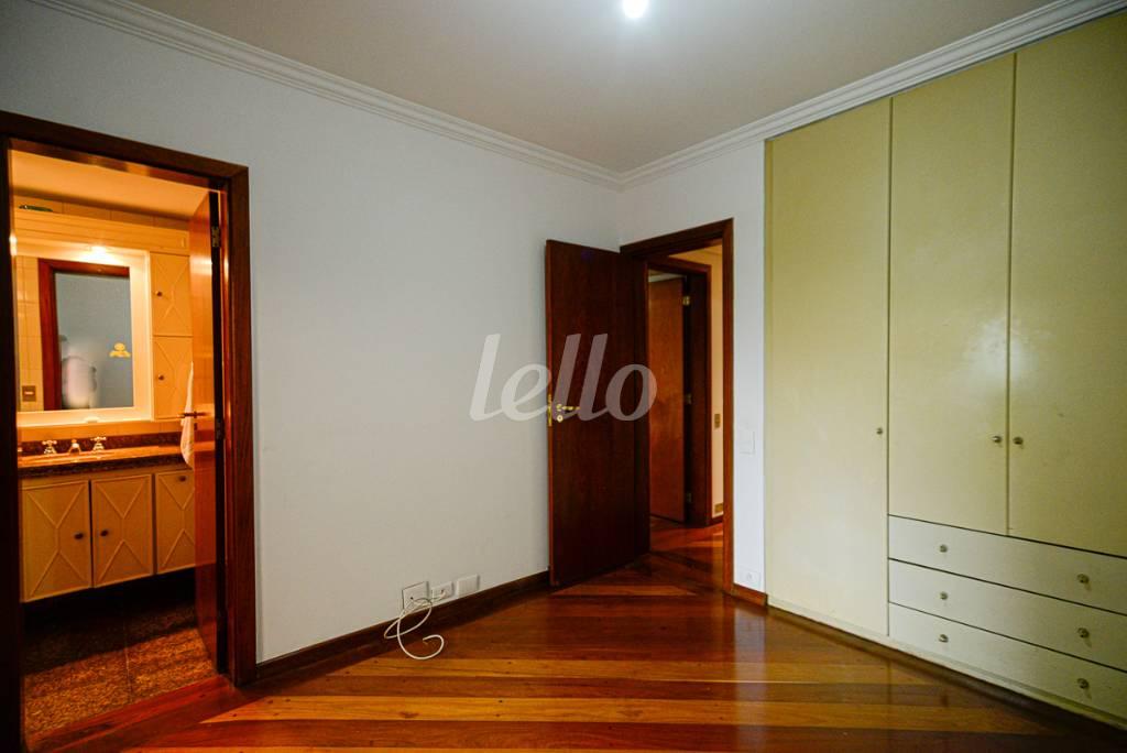 DORMITÓRIO 4 de Apartamento à venda, Padrão com 236 m², 4 quartos e 4 vagas em Paraíso - São Paulo