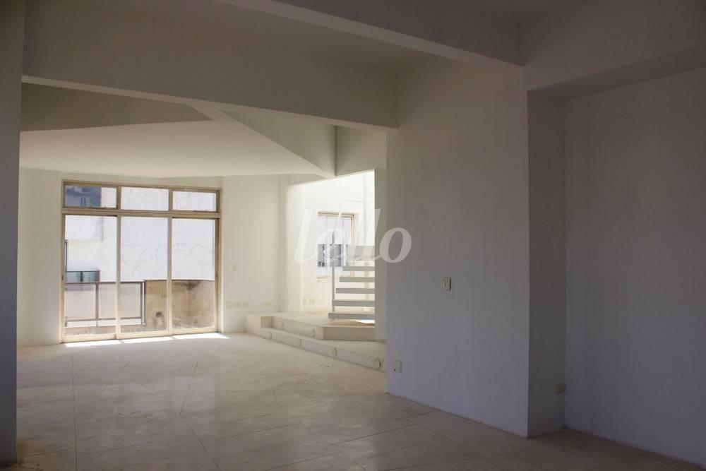 SALA de Apartamento à venda, Triplex com 642 m², 4 quartos e 6 vagas em Santa Cecília - São Paulo