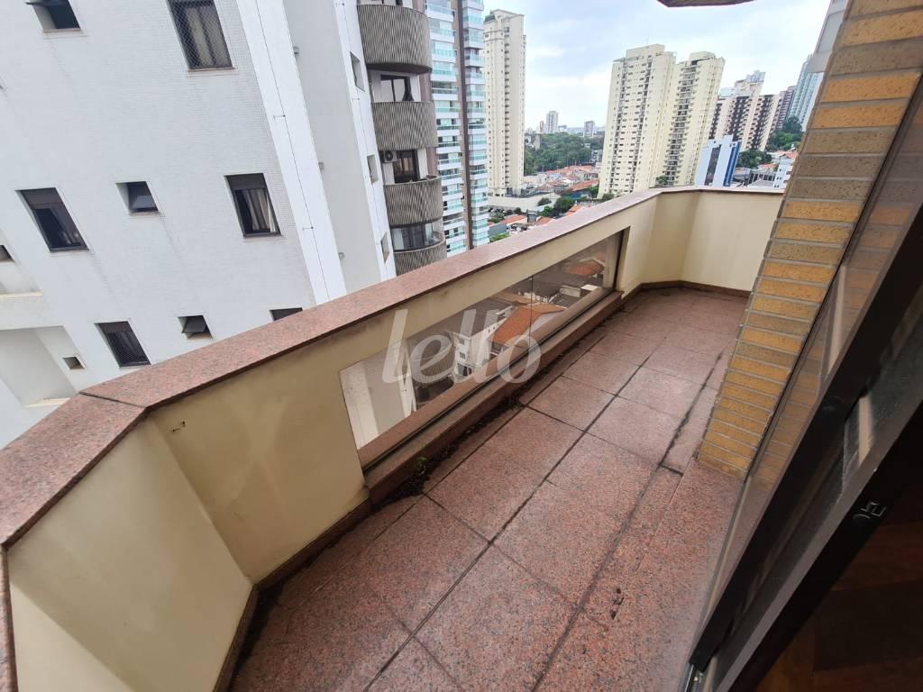 SACADA de Apartamento à venda, Padrão com 174 m², 3 quartos e 3 vagas em Tatuapé - São Paulo