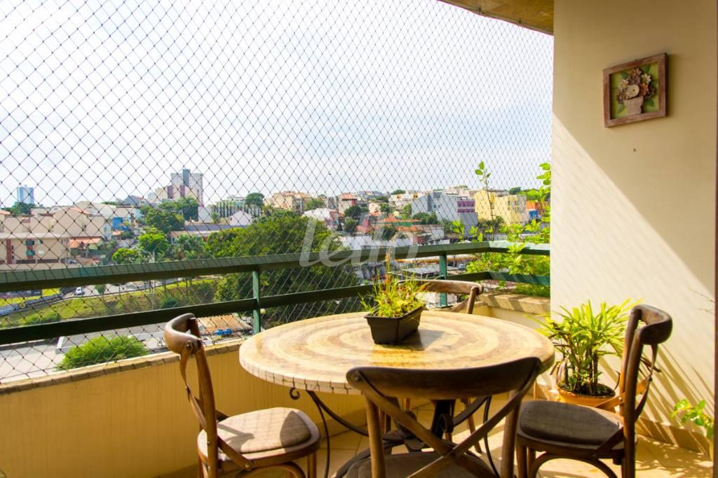 VARANDA de Apartamento à venda, Padrão com 248 m², 3 quartos e 3 vagas em Vila Gilda - Santo André