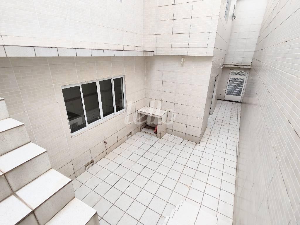 VISTA DO QUINTAL de Casa à venda, sobrado com 160 m², 3 quartos e 3 vagas em Mooca - São Paulo