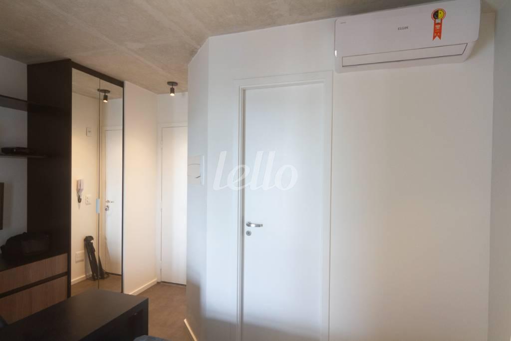 DORMITÓRIO de Apartamento à venda, Studio com 31 m², 1 quarto e em Bom Retiro - São Paulo