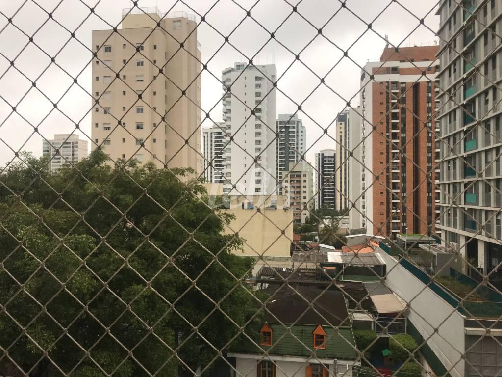 VISTA de Apartamento à venda, Padrão com 86 m², 3 quartos e 1 vaga em Indianópolis - São Paulo