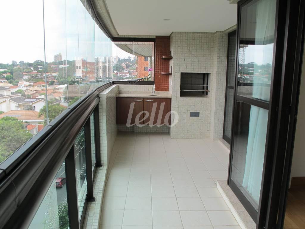 VARANDA GOURMET de Apartamento à venda, Padrão com 151 m², 3 quartos e 4 vagas em Bela Aliança - São Paulo