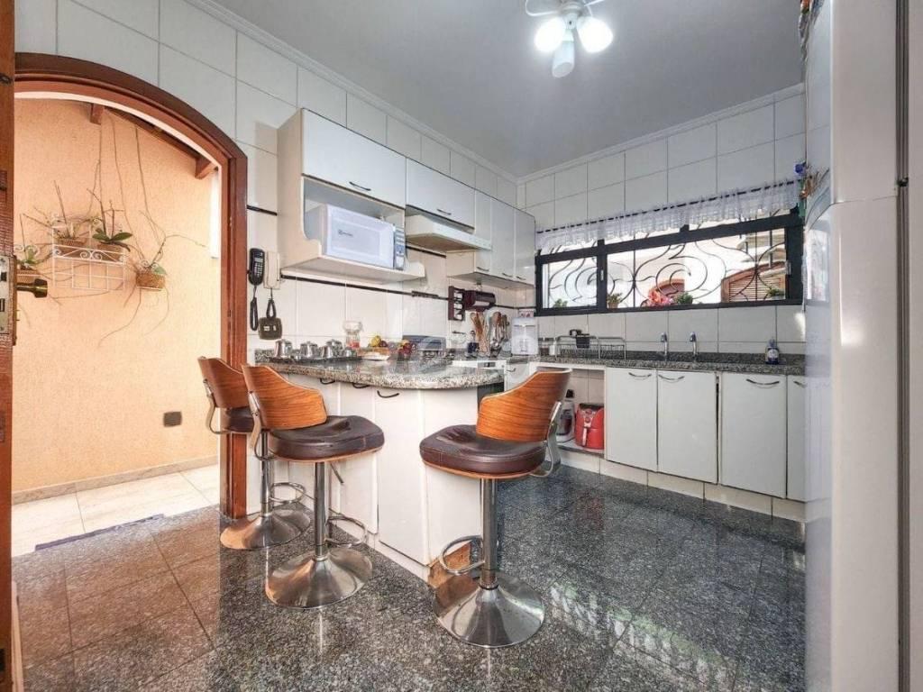 COZINHA de Casa à venda, sobrado com 280 m², 3 quartos e 2 vagas em Vila Carrão - São Paulo