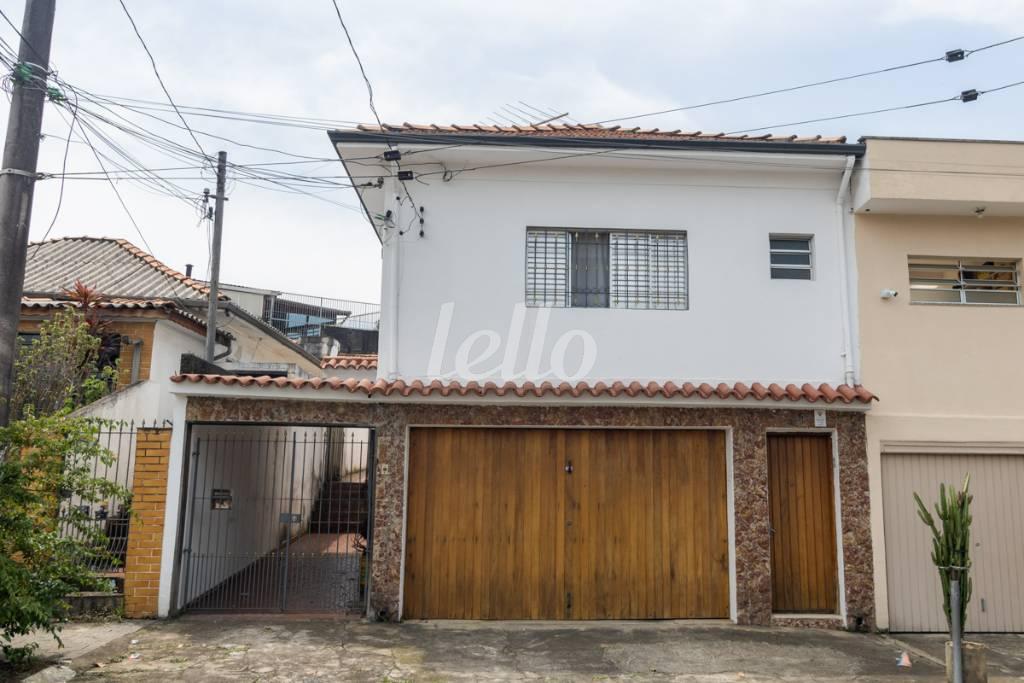 FACHADA de Casa para alugar, sobrado com 182 m², 2 quartos e 2 vagas em Vila São José - São Paulo