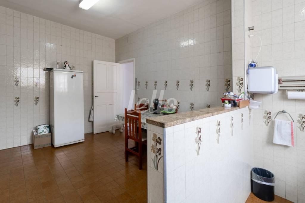 COZINHA de Casa para alugar, sobrado com 182 m², 2 quartos e 2 vagas em Vila São José - São Paulo