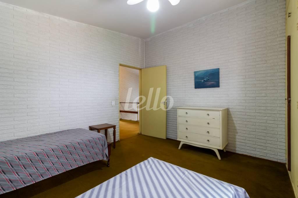 QUARTO 3 de Casa para alugar, sobrado com 240 m², 5 quartos e 4 vagas em Retiro Morumbi - São Paulo