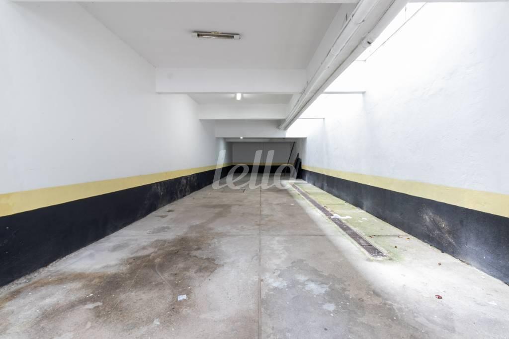 GARAGEM de Prédio Comercial para alugar, Monousuário com 450 m², e 10 vagas em Santa Cecília - São Paulo