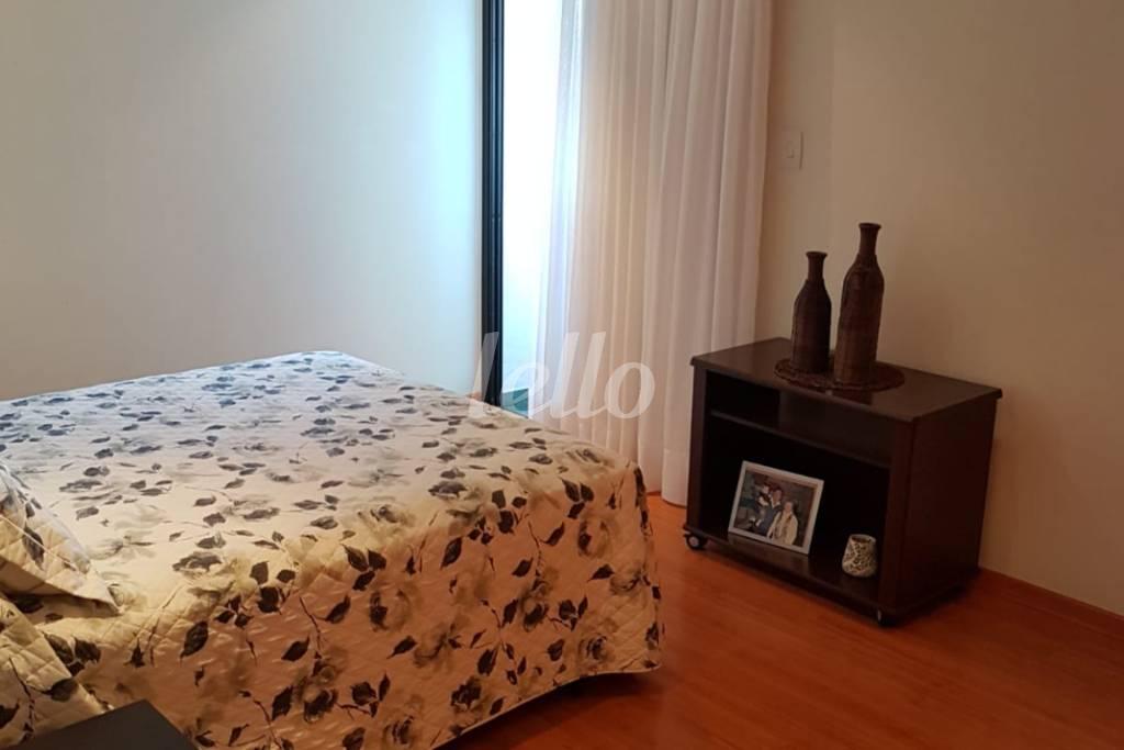 DORMITÓRIO de Apartamento à venda, Padrão com 149 m², 3 quartos e 3 vagas em Vila Curuca - Santo André