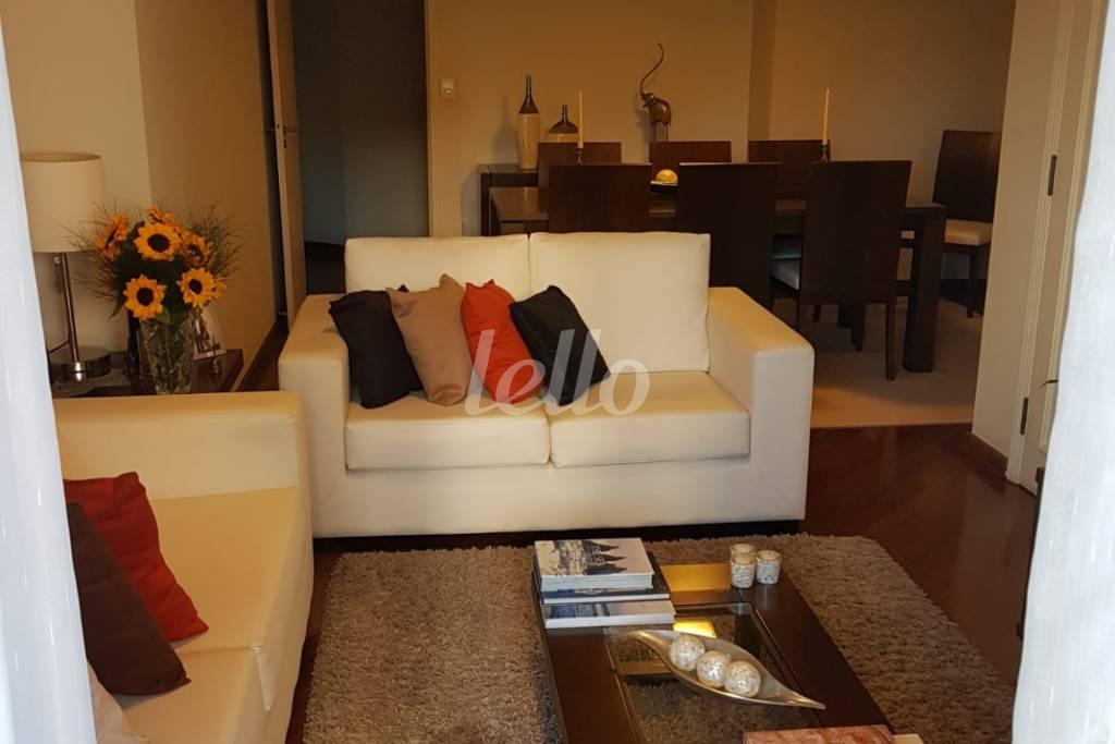 SALA de Apartamento à venda, Padrão com 149 m², 3 quartos e 3 vagas em Vila Curuca - Santo André