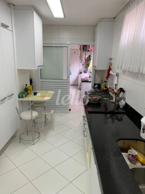 COZINHA de Apartamento à venda, Padrão com 218 m², 4 quartos e 2 vagas em Vila Buarque - São Paulo