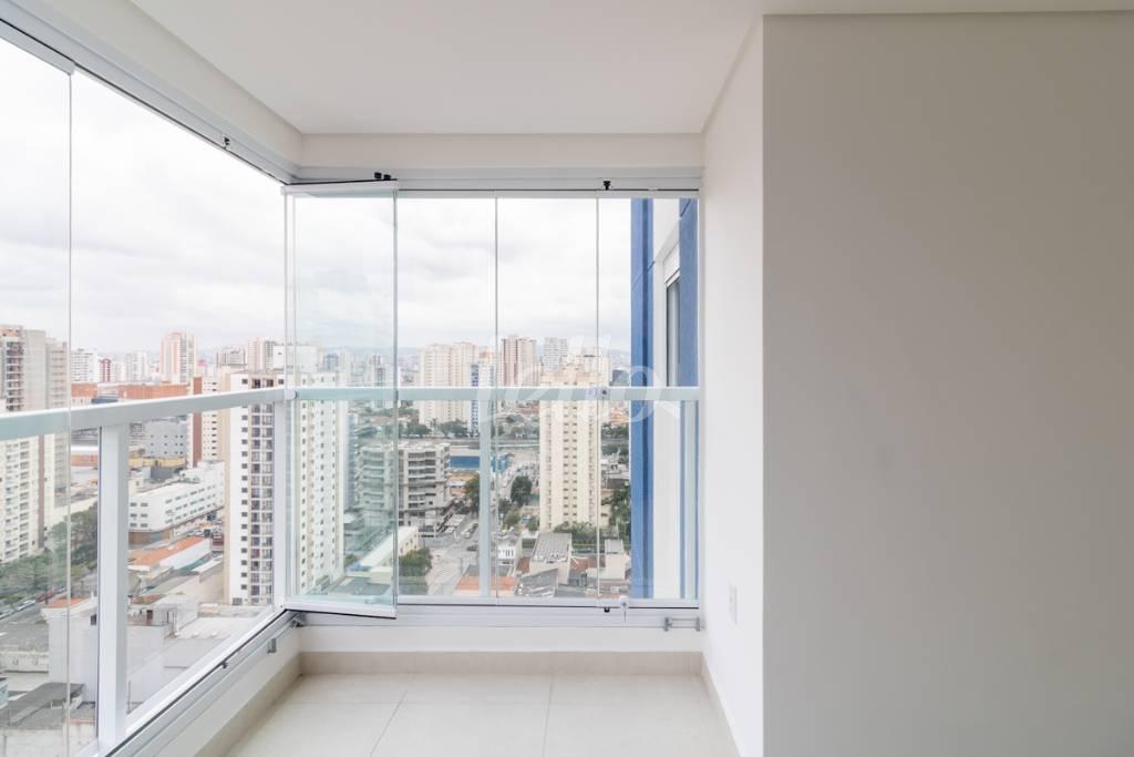 VARANDA de Apartamento para alugar, Padrão com 65 m², 2 quartos e 1 vaga em Vila Gomes Cardim - São Paulo