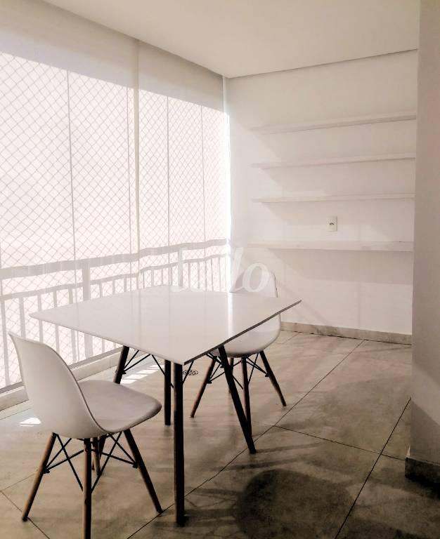 VARANDA de Apartamento à venda, Padrão com 65 m², 2 quartos e 1 vaga em Pinheiros - São Paulo