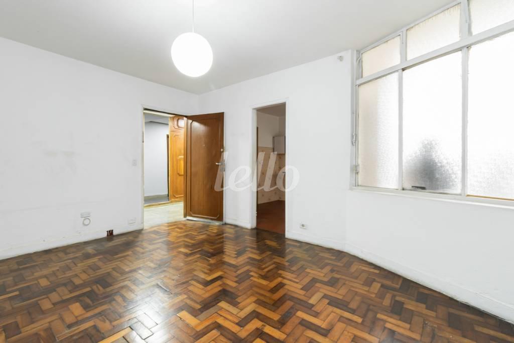 SALA de Apartamento para alugar, Padrão com 116 m², 2 quartos e 1 vaga em Bom Retiro - São Paulo