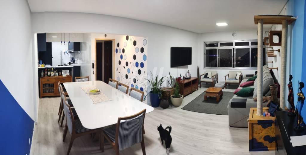 SALA DOIS AMBIENTES de Apartamento à venda, Padrão com 120 m², 3 quartos e em Vila Oratório - São Paulo