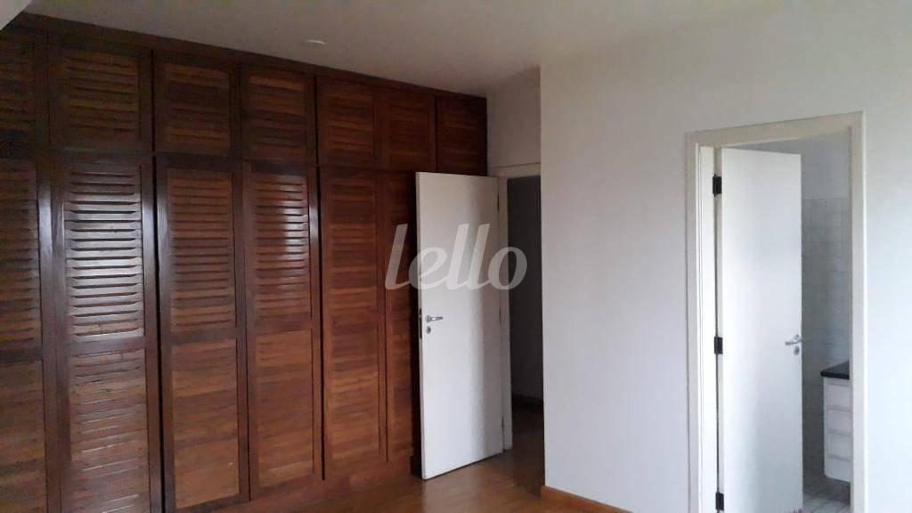 SUÍTE de Apartamento à venda, Padrão com 330 m², 4 quartos e 4 vagas em Brooklin Paulista - São Paulo
