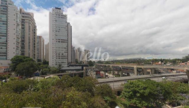 VISTA de Apartamento à venda, Padrão com 135 m², 3 quartos e 3 vagas em Campo Belo - São Paulo